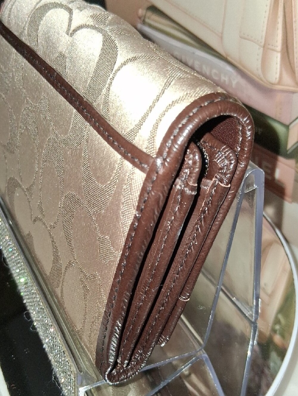 Coach Signature Soho VINTAGE Y2K Wallet in Brown and Tan NWT With Dust Bag - Picture 4 of 8
